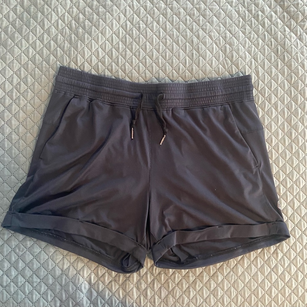 Born Primitive lounge shorts